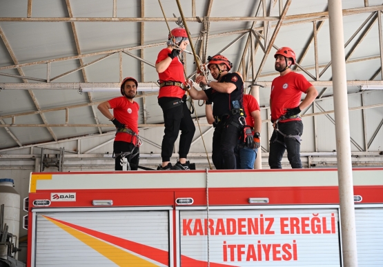 Kdz. Ereğli'de Gönüllü İtfaiyeci Ailesi Büyüyor