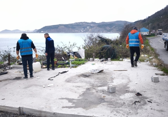 Plajlar Bölgesi Kaçak Yapı Ve İşgallerden Temizlendi