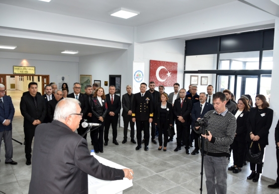 Akm’de Atatürk Konulu Resim Sergileri Açıldı