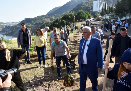 Kdz. Ereğli Belediyesi, Cumhuriyetin 100. Yılına Özel 100 Fidan Dikti