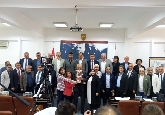 Şampiyonluk Kupası, Kdz. Ereğli Belediye Meclisi’nde Başkan Posbıyık: Kdz. Ereğli Belediyespor Artık Şehrin Takımıdır “29 Mayıs’taki Kongrede Ben Yokum” “Yeni Talipliler Önümüzdeki Günlerde Ortaya Çıkar”
